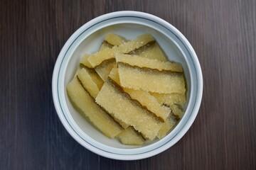 子持ち昆布お皿に