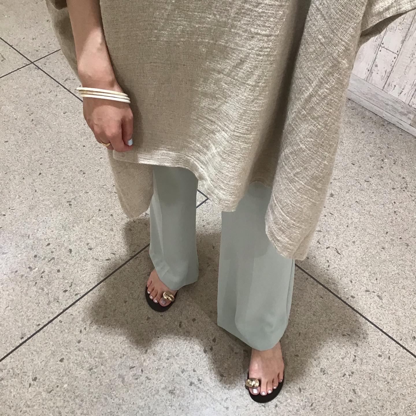 E5F76C63-9555-49D6-9C2D-3004E24D2332