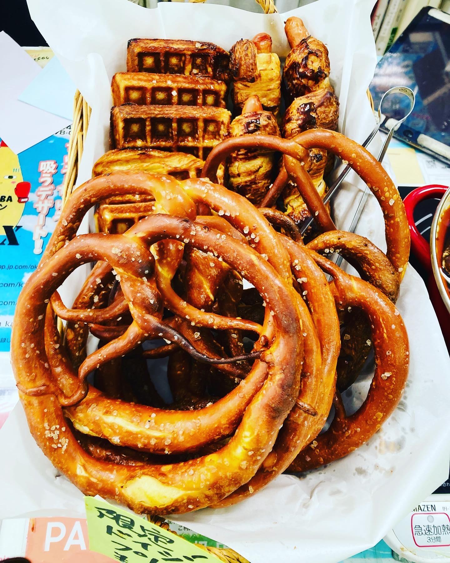 39604E1F-3C05-448B-AE25-234075800242